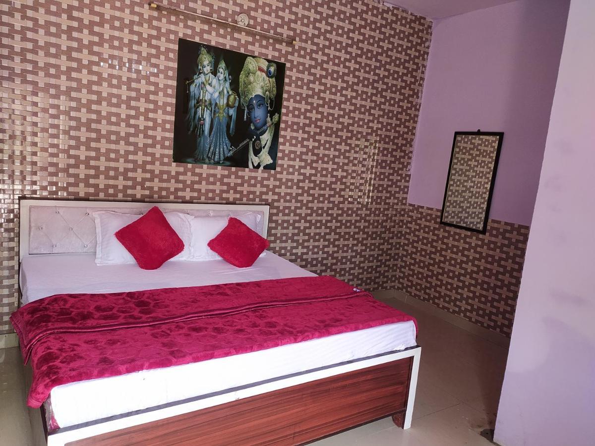 Oyo 82476 Royal Garden Ghaziabad Εξωτερικό φωτογραφία